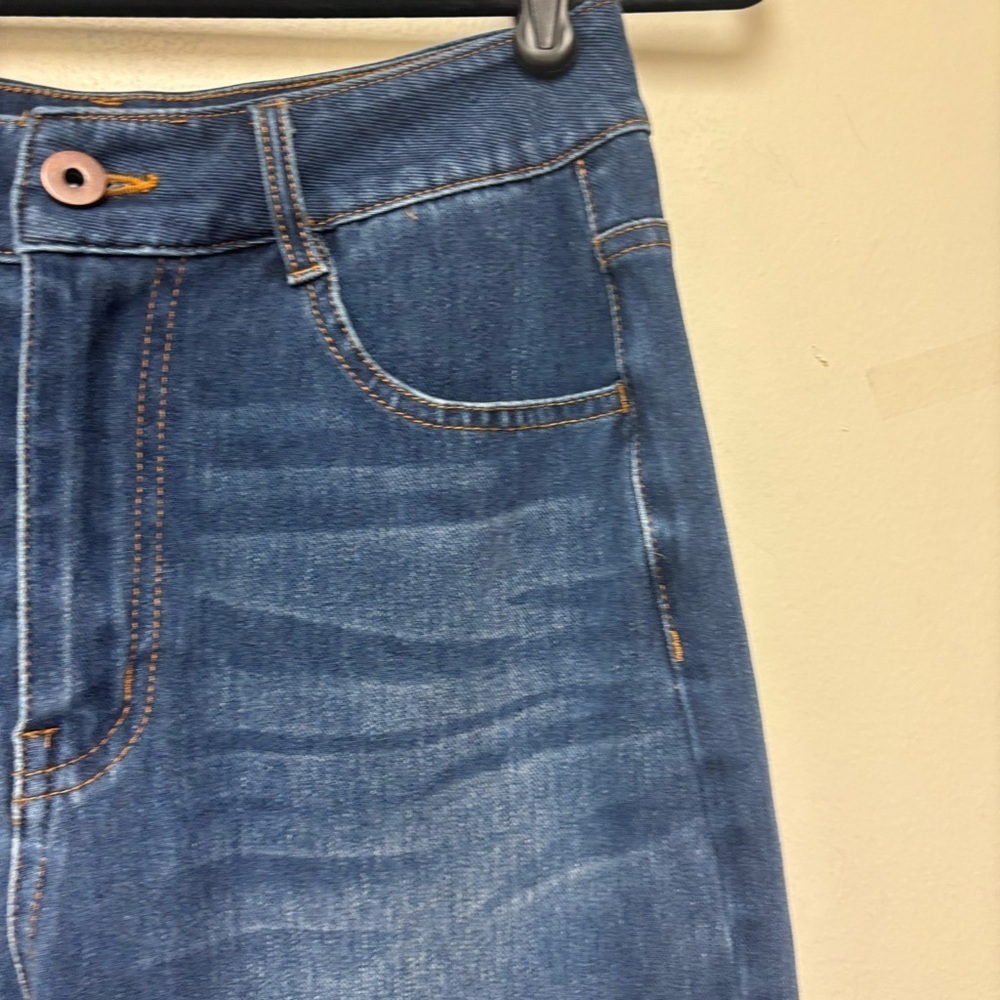 Halara Flex Button Jeans - Picture 3 of 11